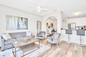 Upscale 3BR Near Disney - Pool and Hot Tub!